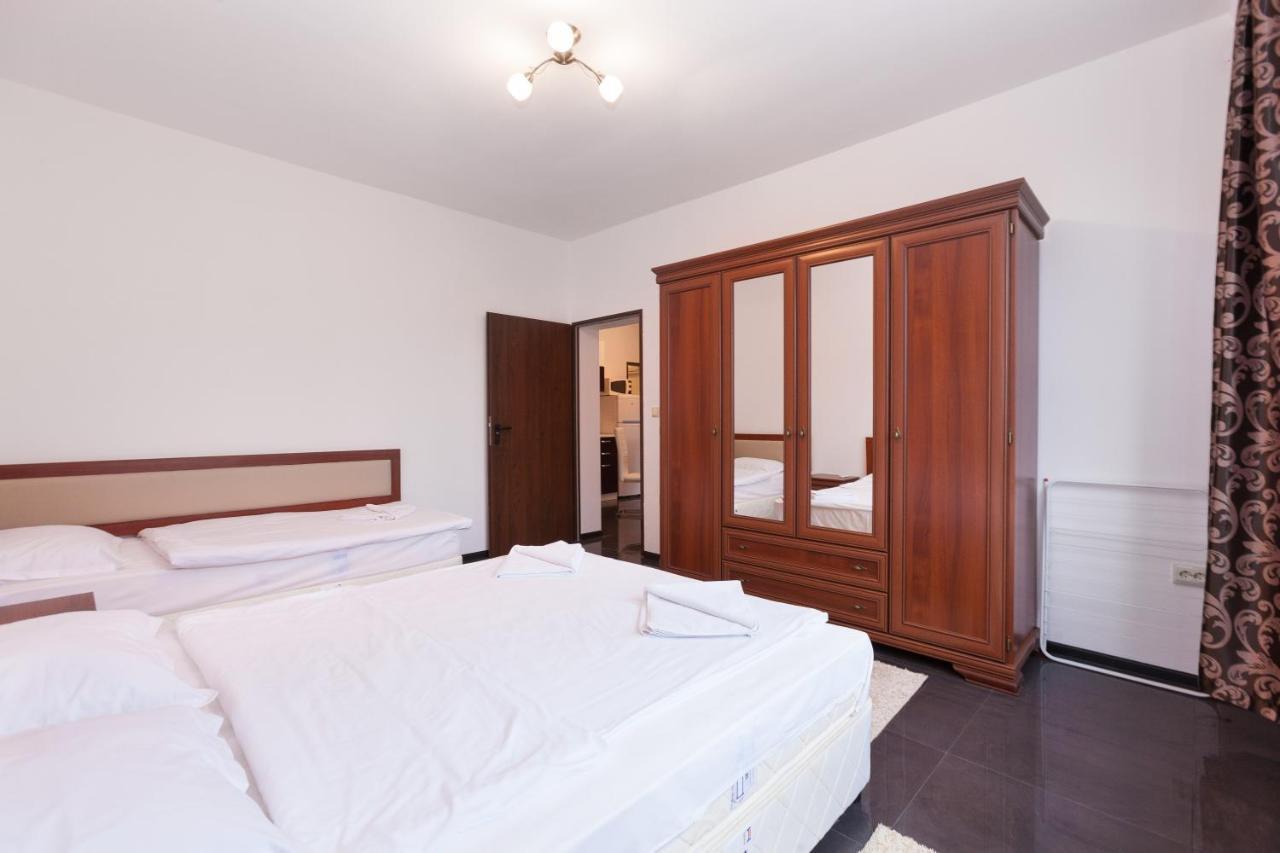 Central Beach Guest Rooms بورغاس المظهر الخارجي الصورة