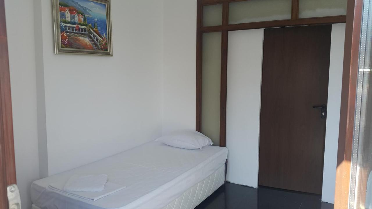 Central Beach Guest Rooms بورغاس المظهر الخارجي الصورة
